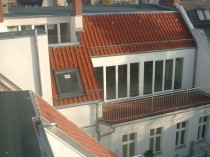 Dach mit roter Eindeckung