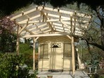 Gartenhaus mit Holzveranda